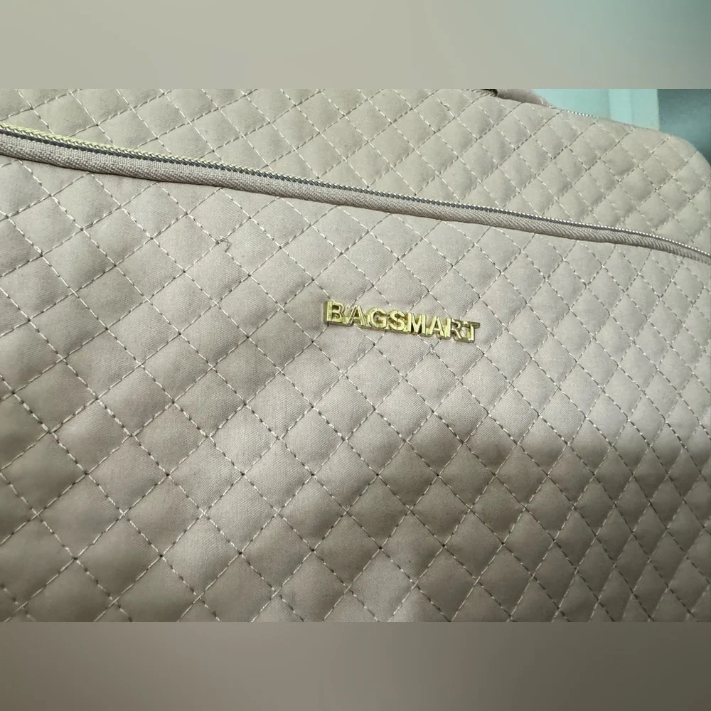 LAPTOP CARRYING BAG